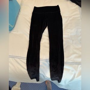 BRAND NEW. Lulu lemon velvet leggings
